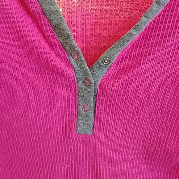 Top - Picture 3 of 6